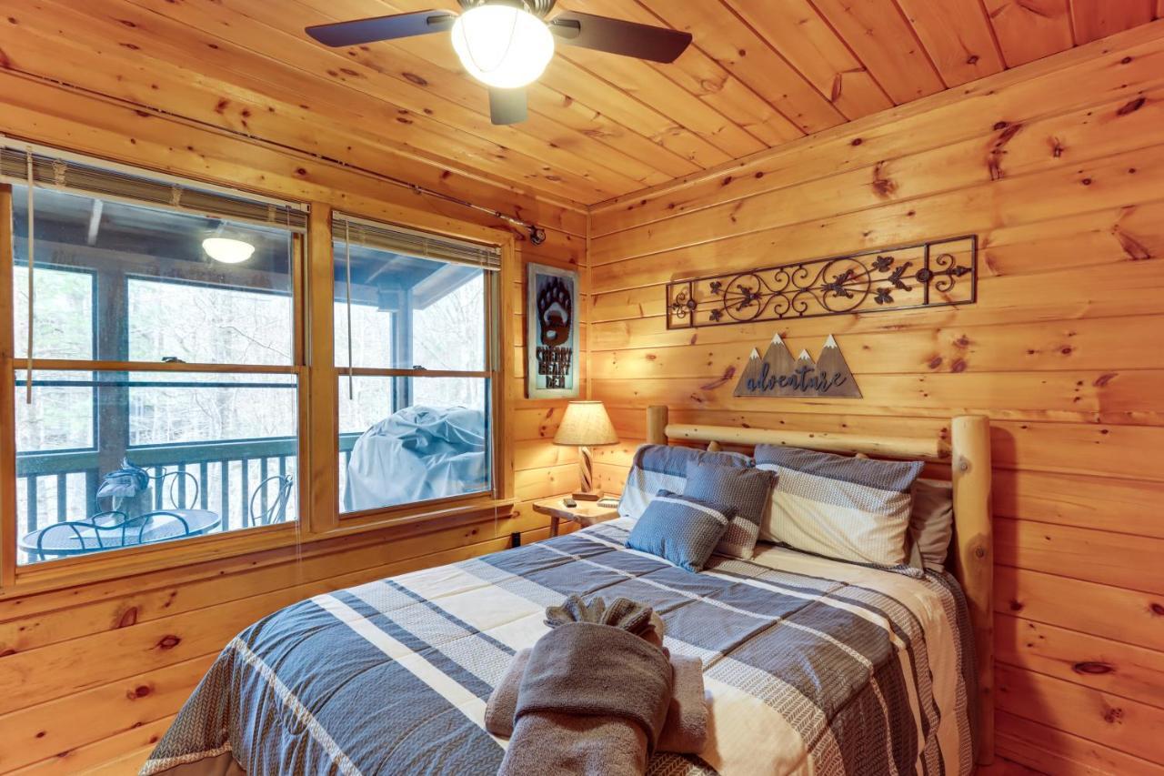Blue Ridge Cozy Cabin In The Woods With Hot Tub! Luaran gambar
